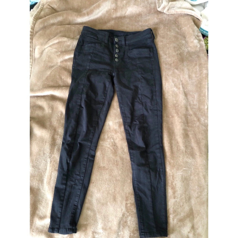 Black button up jeans